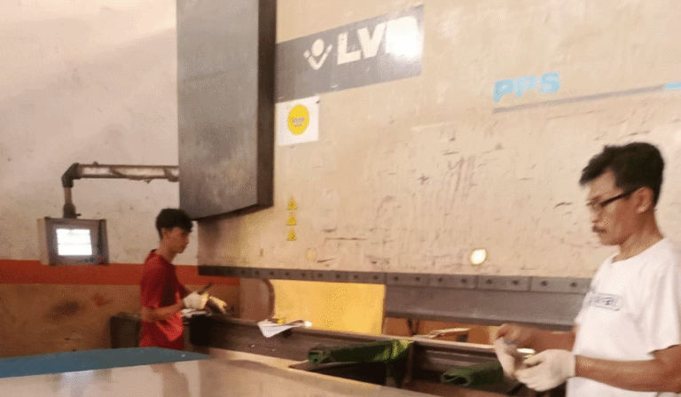 CNC Banding Machine (LVD)